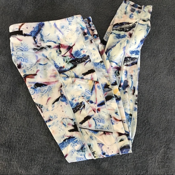 Lululemon Speed Up Tight *28"